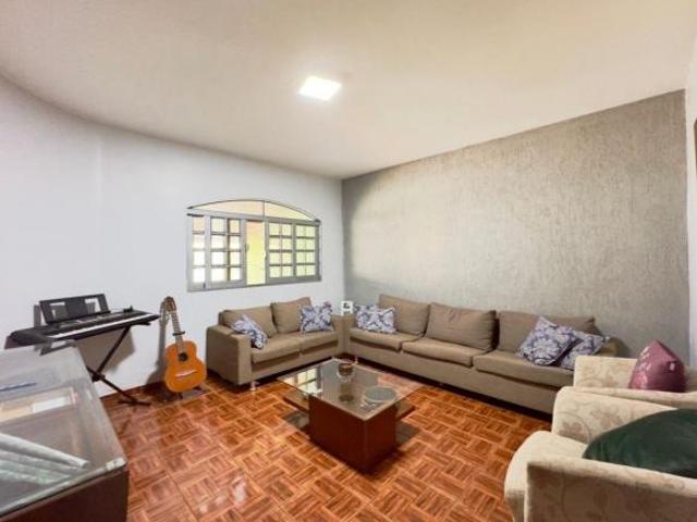 Casa venda em Região Geográfica Imediata do Distrito Federal, Região Integrada de Desenvolvimento do Distrito Federal e Entorno