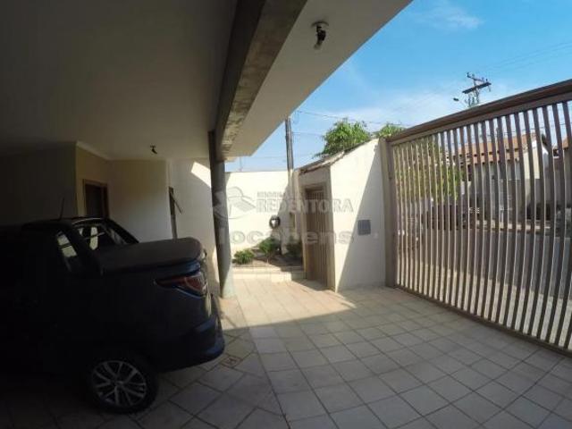 Casa venda em Região Imediata de São José do Rio Preto, Região Metropolitana de São José do Rio Preto