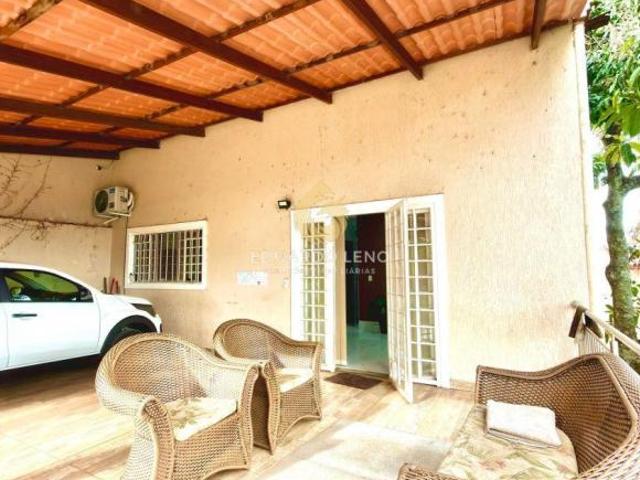 Casa venda em Região Geográfica Imediata do Distrito Federal, Região Integrada de Desenvolvimento do Distrito Federal e Entorno