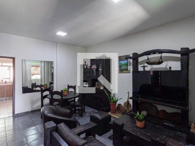 Casa aluguel em Região Geográfica Imediata de Belo Horizonte, Região Metropolitana de Belo Horizonte