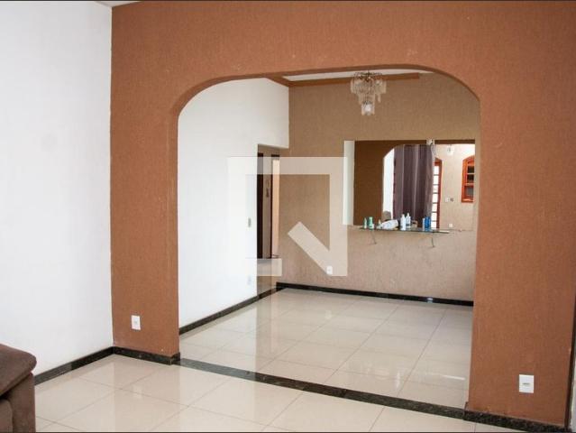 Casa aluguel em Região Geográfica Imediata de Belo Horizonte, Região Metropolitana de Belo Horizonte