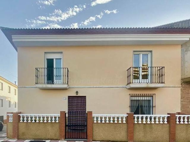Casa en alquiler en Alfarnate