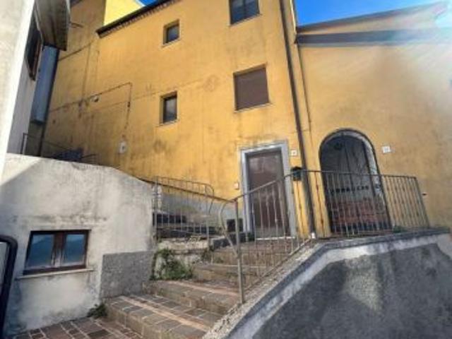 Appartamento in vendita a Castelluccio Superiore, Basilicata
