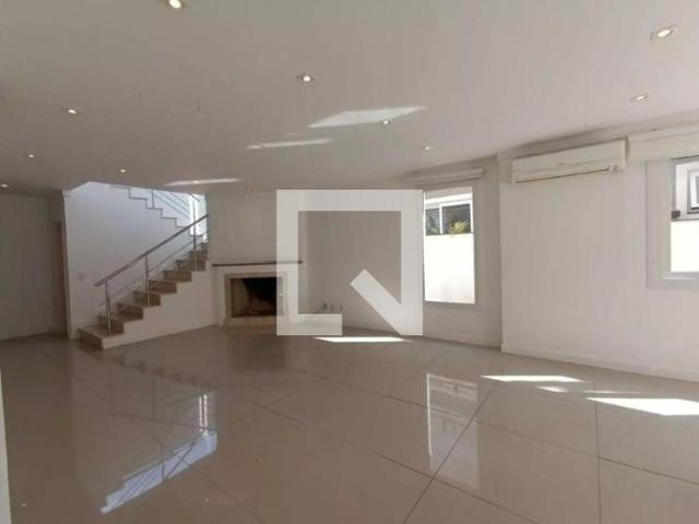 Casa aluguel em Região Geográfica Imediata de Porto Alegre, Região Metropolitana de Porto Alegre