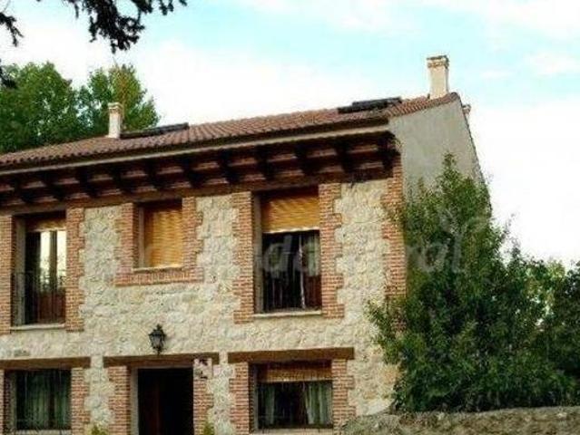 Casa en alquiler en Fuentidueña, Castilla y León