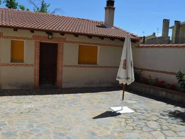 Casa en alquiler en Fuentidueña, Castilla y León