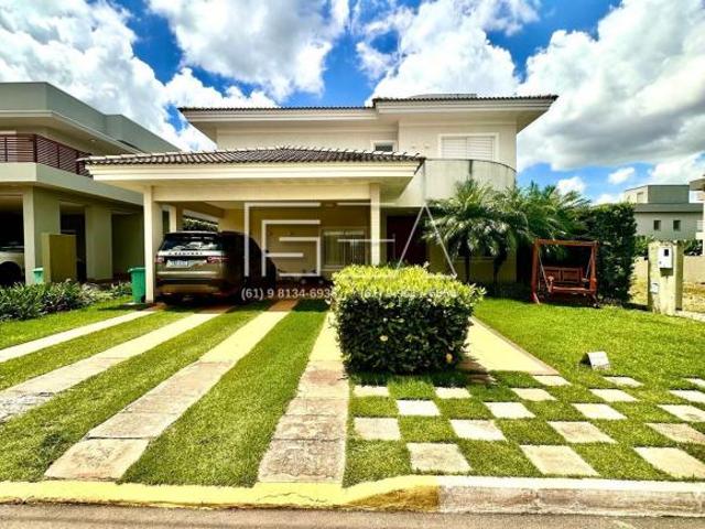 Casa venda em Região Geográfica Imediata de Águas Lindas de Goiás, Região Integrada de Desenvolvimento do Distrito Federal e Entorno