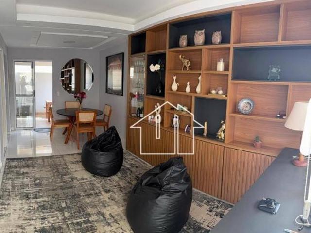 Casa venda em Região Imediata de São José dos Campos, Região Metropolitana do Vale do Paraíba e Litoral Norte