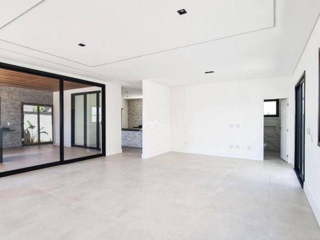 Casa venda em Região Imediata de Taubaté-Pindamonhangaba, Região Metropolitana do Vale do Paraíba e Litoral Norte
