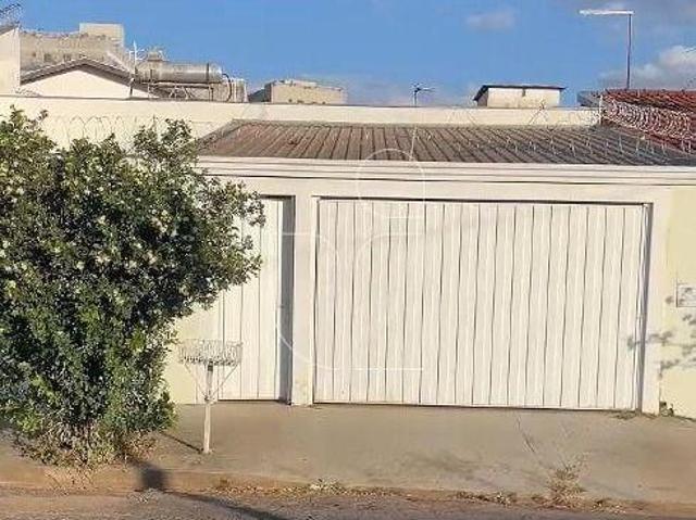 Casa venda em Região Imediata de Marília, Marília