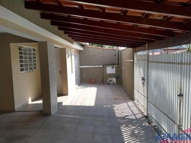 Casa venda em Região Imediata de São José dos Campos, Região Metropolitana do Vale do Paraíba e Litoral Norte