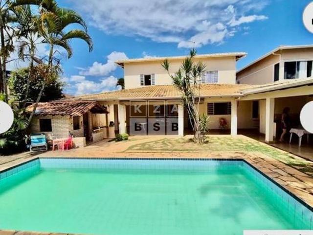 Casa venda em Região Geográfica Imediata do Distrito Federal, Região Integrada de Desenvolvimento do Distrito Federal e Entorno