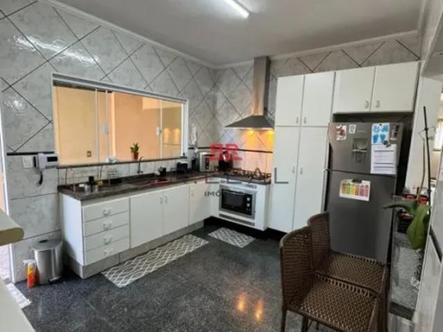 Casa venda em Região Imediata de Bauru, Bauru