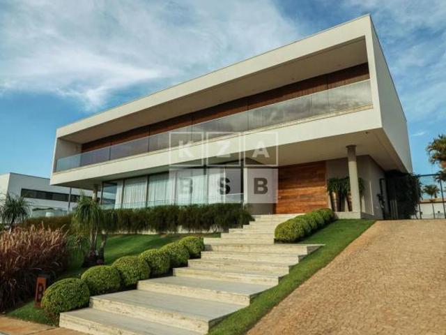 Casa venda em Região Geográfica Imediata do Distrito Federal, Região Integrada de Desenvolvimento do Distrito Federal e Entorno