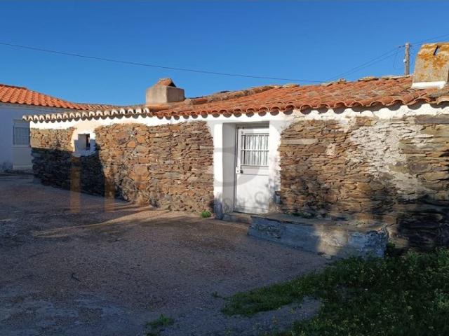 Casa venda em Carros, São Miguel Do Pinheiro