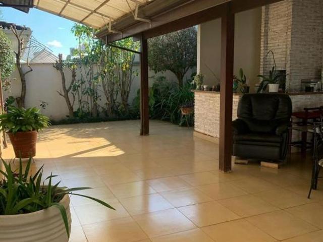 Casa venda em Jardim Riviera, Franca