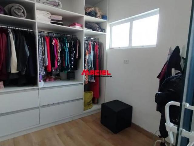 Casa venda em Região Imediata de São José dos Campos, Região Metropolitana do Vale do Paraíba e Litoral Norte