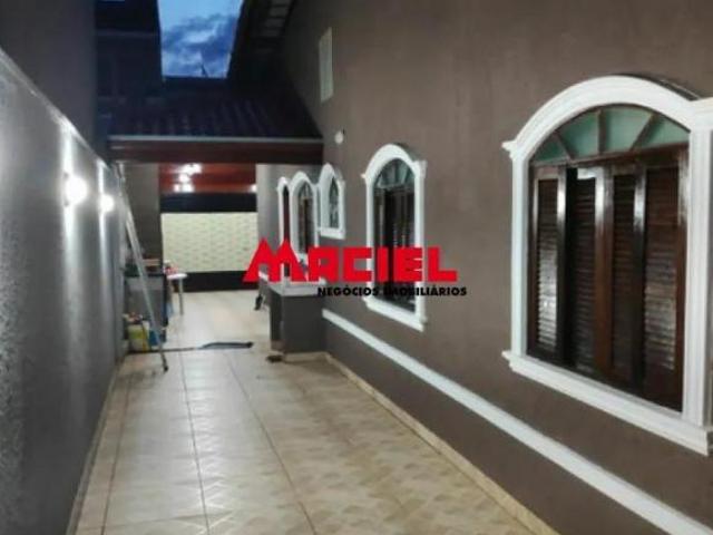 Casa venda em Região Imediata de São José dos Campos, Região Metropolitana do Vale do Paraíba e Litoral Norte