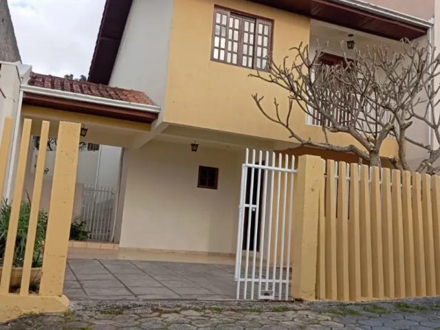 Casa aluguel em Região Geográfica Imediata de Curitiba, Região Metropolitana de Curitiba
