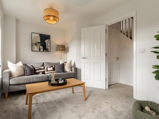 Townhouse for rent in Haddon, East Midlands