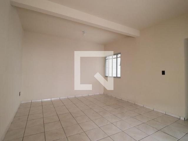 Casa aluguel em Setor Central, Uberlândia