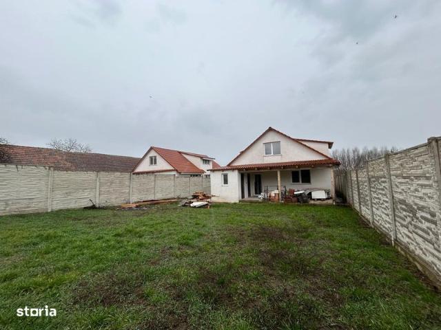 Casă vânzări