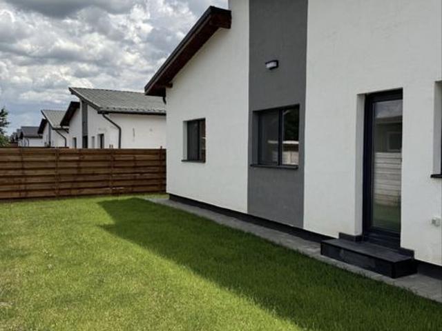 Casă vânzări în Romani, Brașov