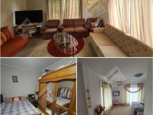 Casă vânzări în Romani