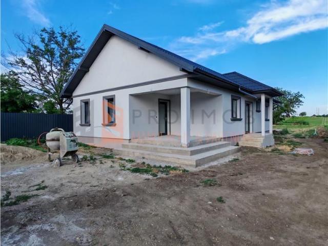 Casă vânzări în Posta Calnau