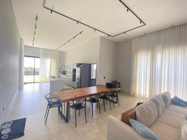 Casa venda em Região Geográfica Imediata do Distrito Federal, Região Integrada de Desenvolvimento do Distrito Federal e Entorno