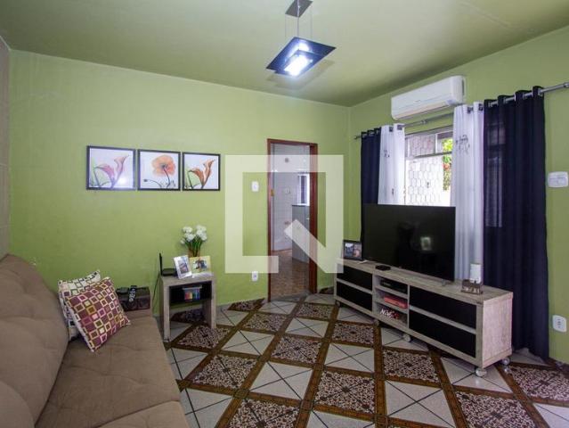 Casa aluguel em Região Geográfica Imediata do Rio de Janeiro, Região Metropolitana do Rio de Janeiro