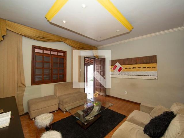 Casa aluguel em Região Geográfica Imediata de Belo Horizonte, Região Metropolitana de Belo Horizonte