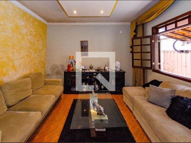 Casa venda em Região Geográfica Imediata de Belo Horizonte, Região Metropolitana de Belo Horizonte
