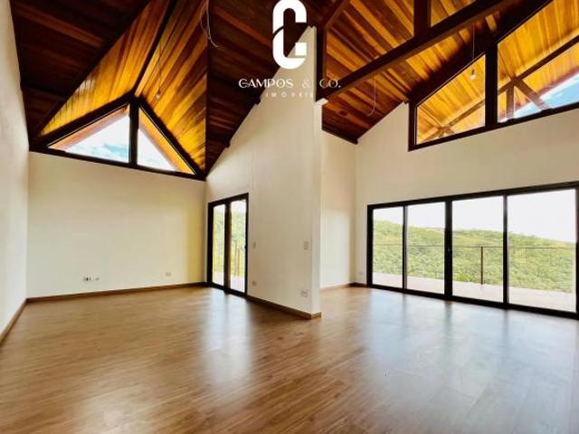 Casa venda em Região Imediata de Taubaté-Pindamonhangaba, Região Metropolitana do Vale do Paraíba e Litoral Norte