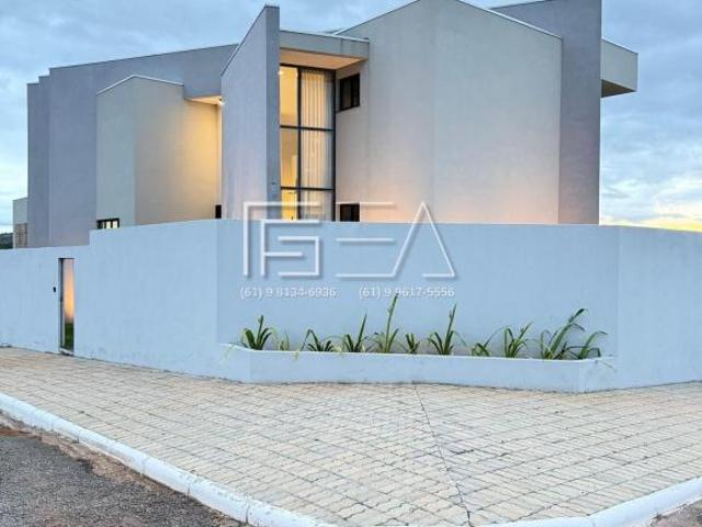 Casa venda em Região Geográfica Imediata de Águas Lindas de Goiás, Região Integrada de Desenvolvimento do Distrito Federal e Entorno