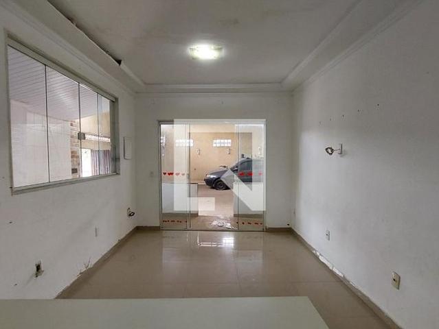 Casa aluguel em Região Geográfica Imediata do Rio de Janeiro, Região Metropolitana do Rio de Janeiro