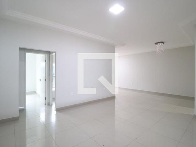 Casa aluguel em Setor Sul, Uberlândia