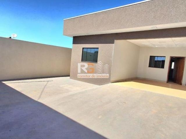 Casa venda em Região Geográfica Imediata de Águas Lindas de Goiás, Região Integrada de Desenvolvimento do Distrito Federal e Entorno
