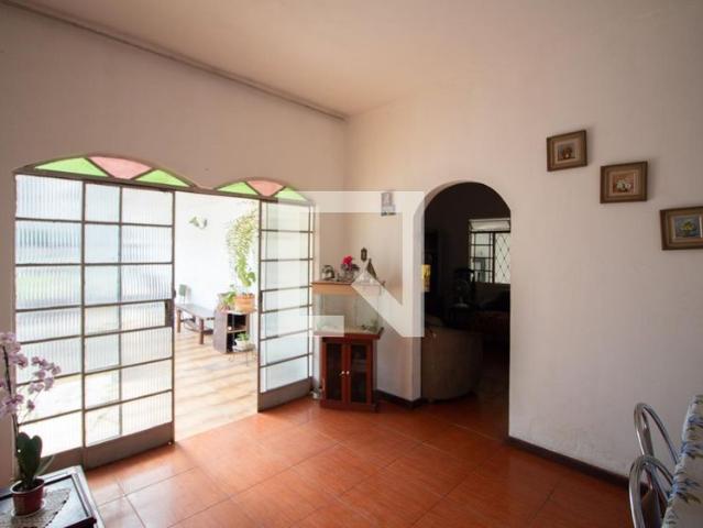 Casa venda em Região Geográfica Imediata de Belo Horizonte, Região Metropolitana de Belo Horizonte