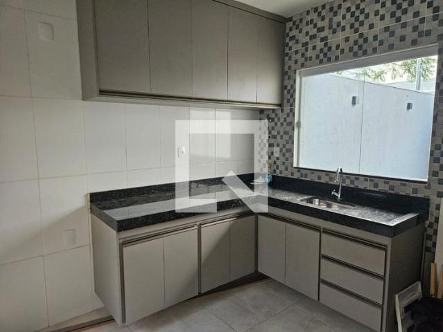 Casa aluguel em Novo Mundo, Uberlândia