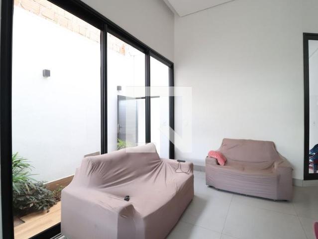 Casa aluguel em Região Geográfica Imediata de Uberlândia, Oliveira Fortes