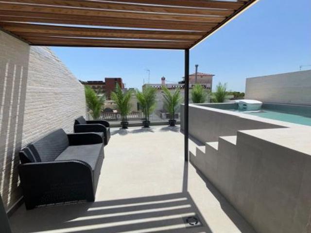 Casa en venta en Finestrelles, Esplugues de Llobregat