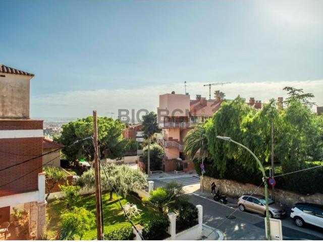 Casa en alquiler en Esplugues De Llobregat, Finestrelles