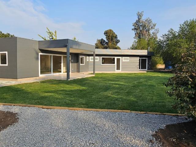 Casa en arriendo en Algarrobal, Metropolitana