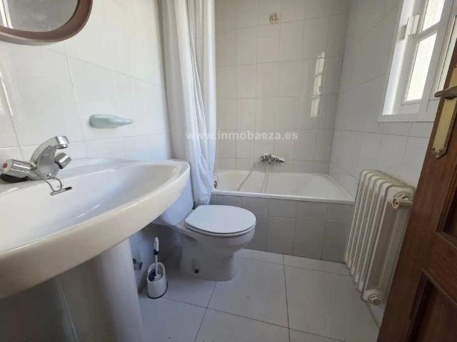 Casa en alquiler en Baeza, Jaén