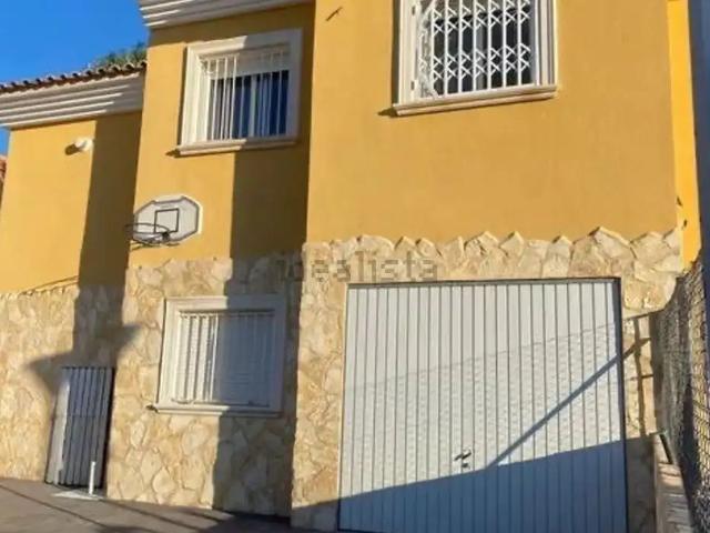 Casa en alquiler en Urbanización Las Pedrizas, Chiva
