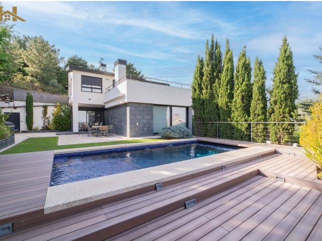 Casa en venta en Collado Mediano, Reajo del Roble