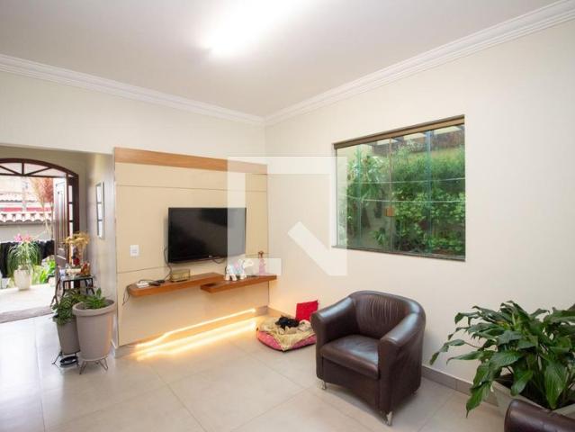 Casa venda em Região Geográfica Imediata de Belo Horizonte, Região Metropolitana de Belo Horizonte