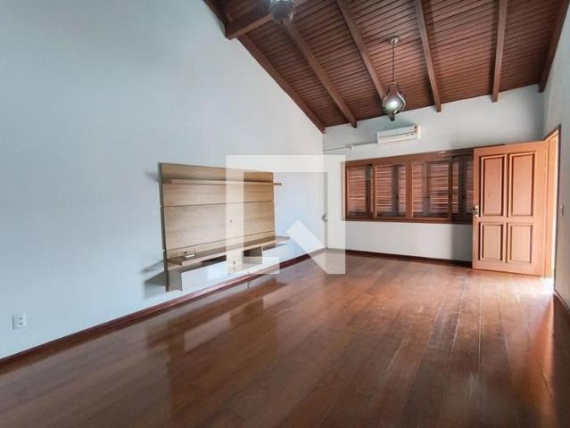 Casa aluguel em Região Geográfica Imediata de Porto Alegre, Região Metropolitana de Porto Alegre