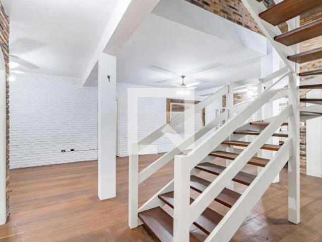 Casa aluguel em Região Geográfica Imediata de Porto Alegre, Região Metropolitana de Porto Alegre